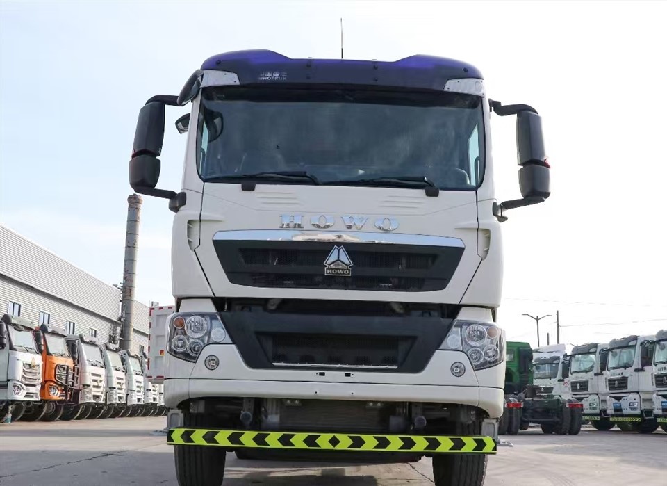 HOWO 6×4 gamtinėmis dujomis varomos transporto priemonės